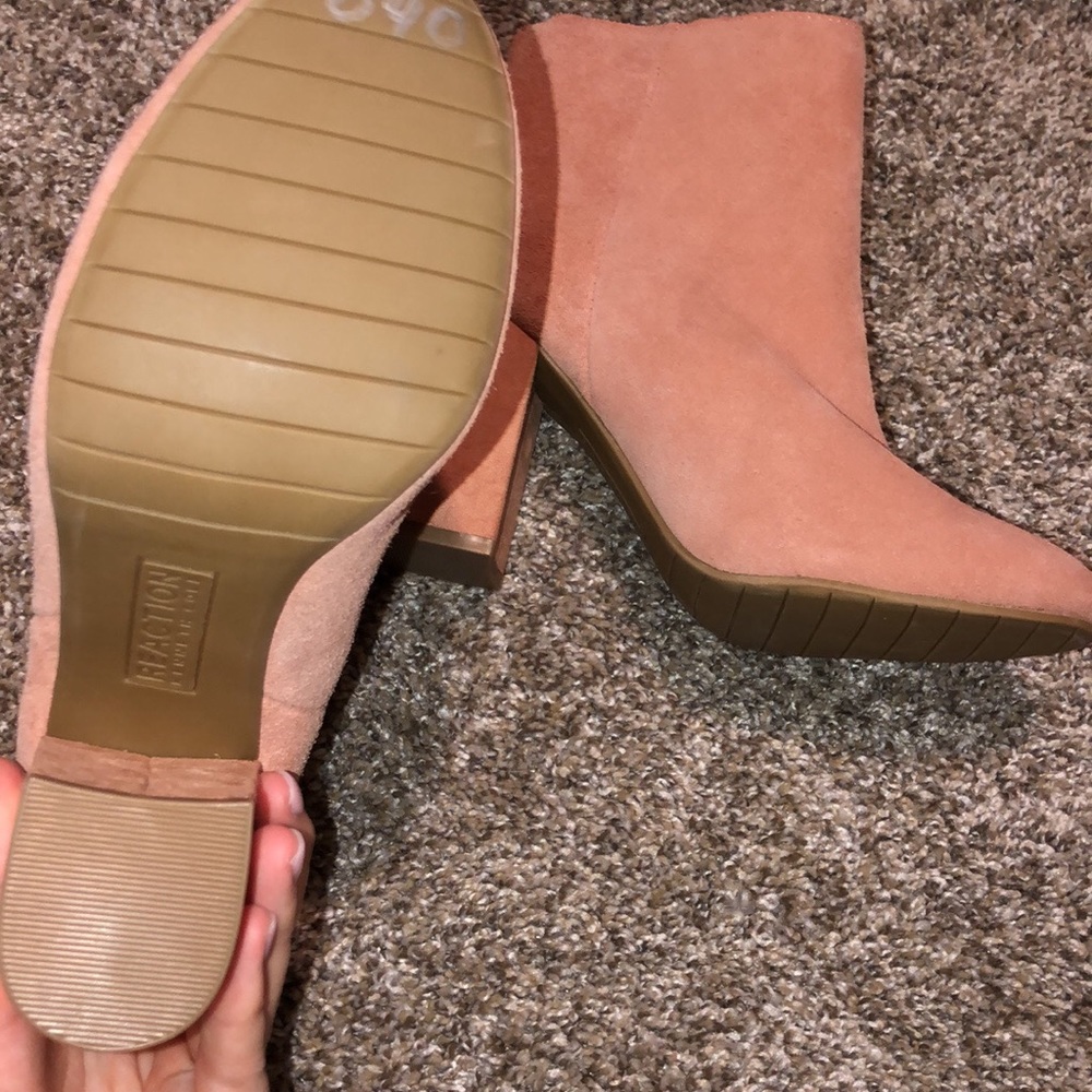 Booties - Picture 3 of 4